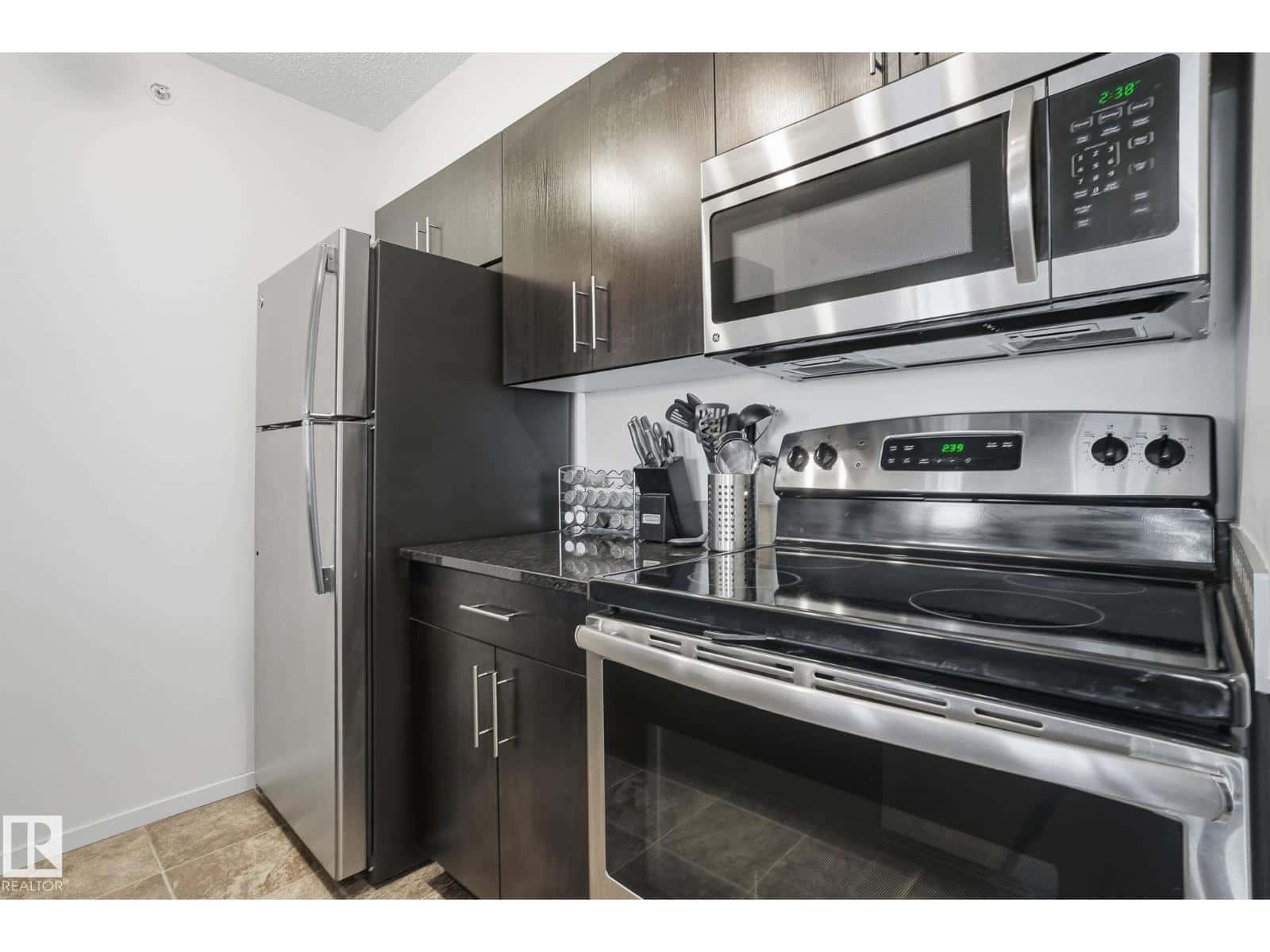 #420 3315 JAMES MOWATT TR SW — Edmonton, Alberta - Photo 5 of 41