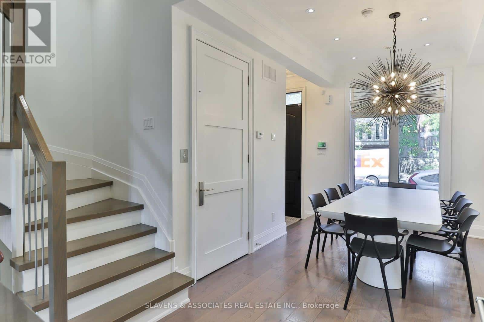 51B BURNABY BOULEVARD — Toronto (Yonge-Eglinton), Ontario - Photo 5 of 31