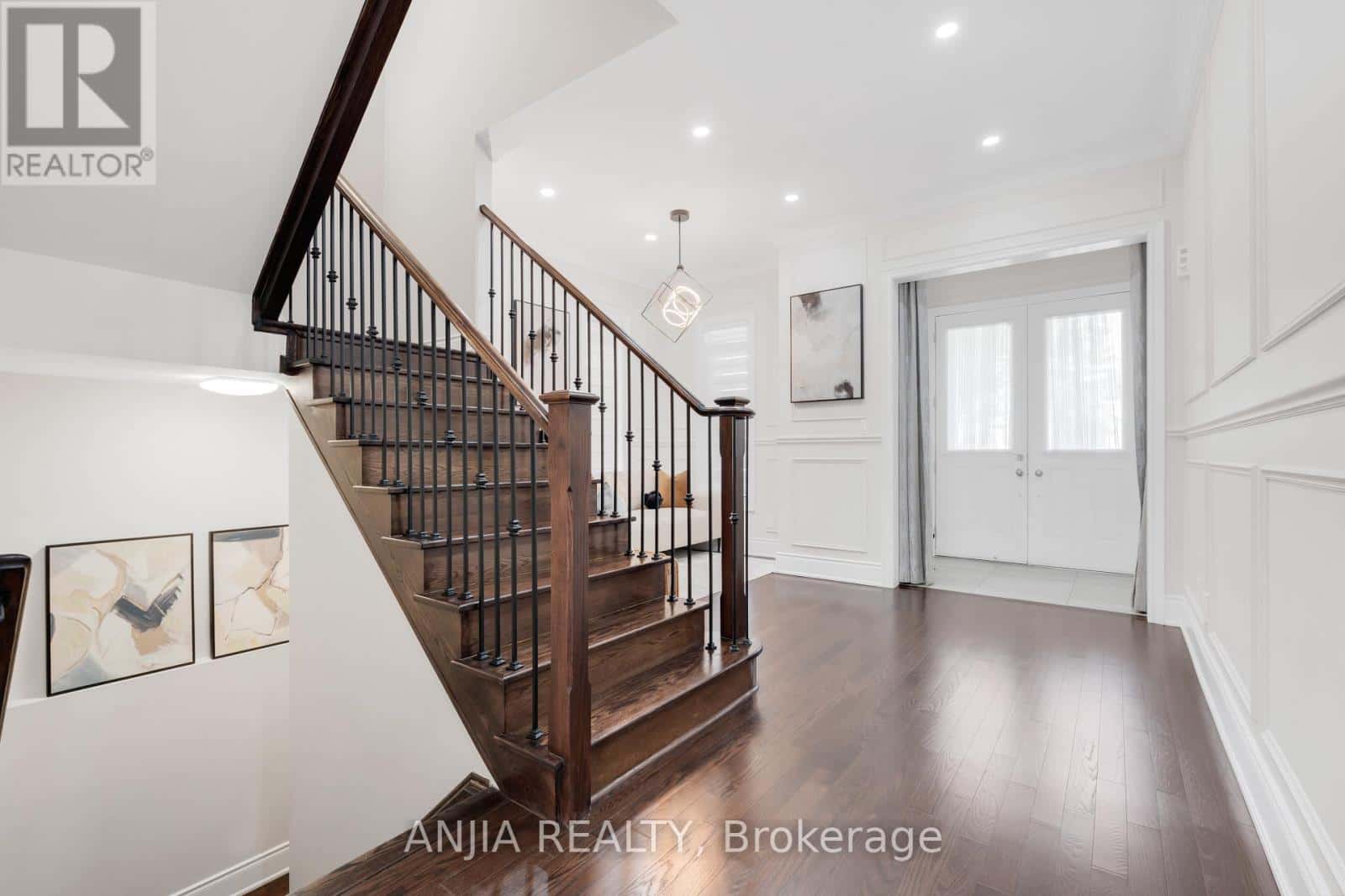 9 MARIO AVENUE — Markham (Cachet), Ontario - Photo 5 of 42