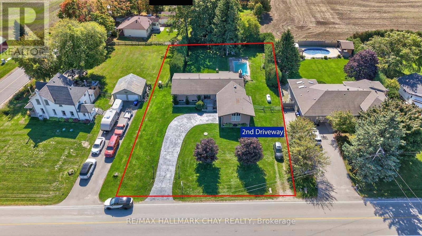 3735 9TH LINE — Bradford West Gwillimbury, Ontario - Photo 3 of 39