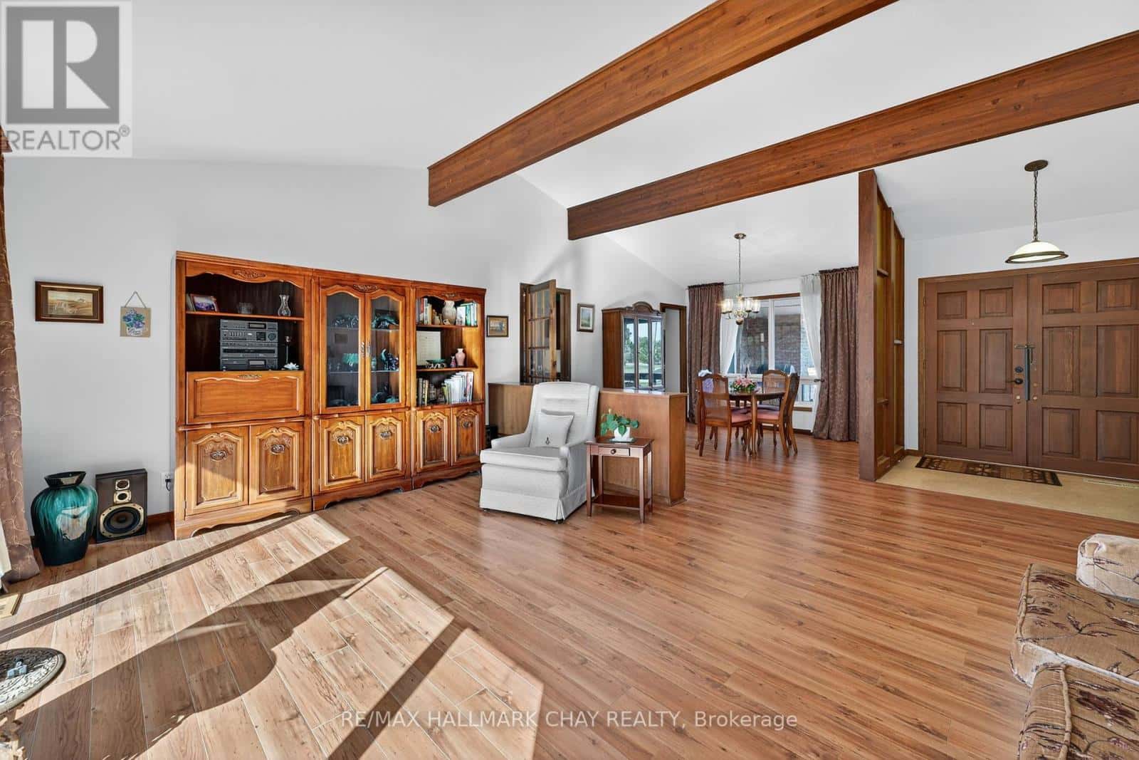 3735 9TH LINE — Bradford West Gwillimbury, Ontario - Photo 5 of 39