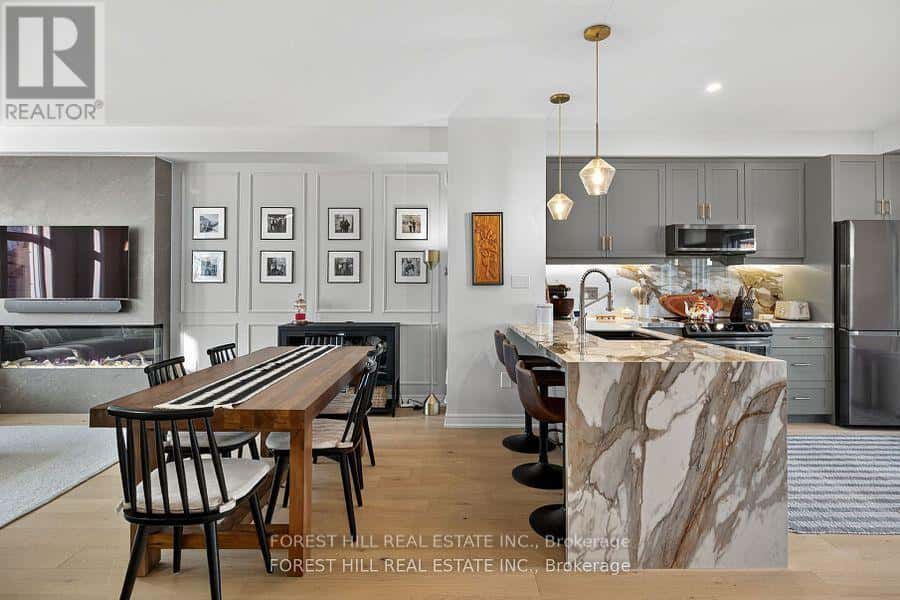 282 KING ROAD — Richmond Hill (Oak Ridges), Ontario - Photo 4 of 31