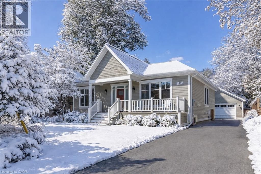 2195 COURTLAND Drive — Burlington, Ontario - Main photo