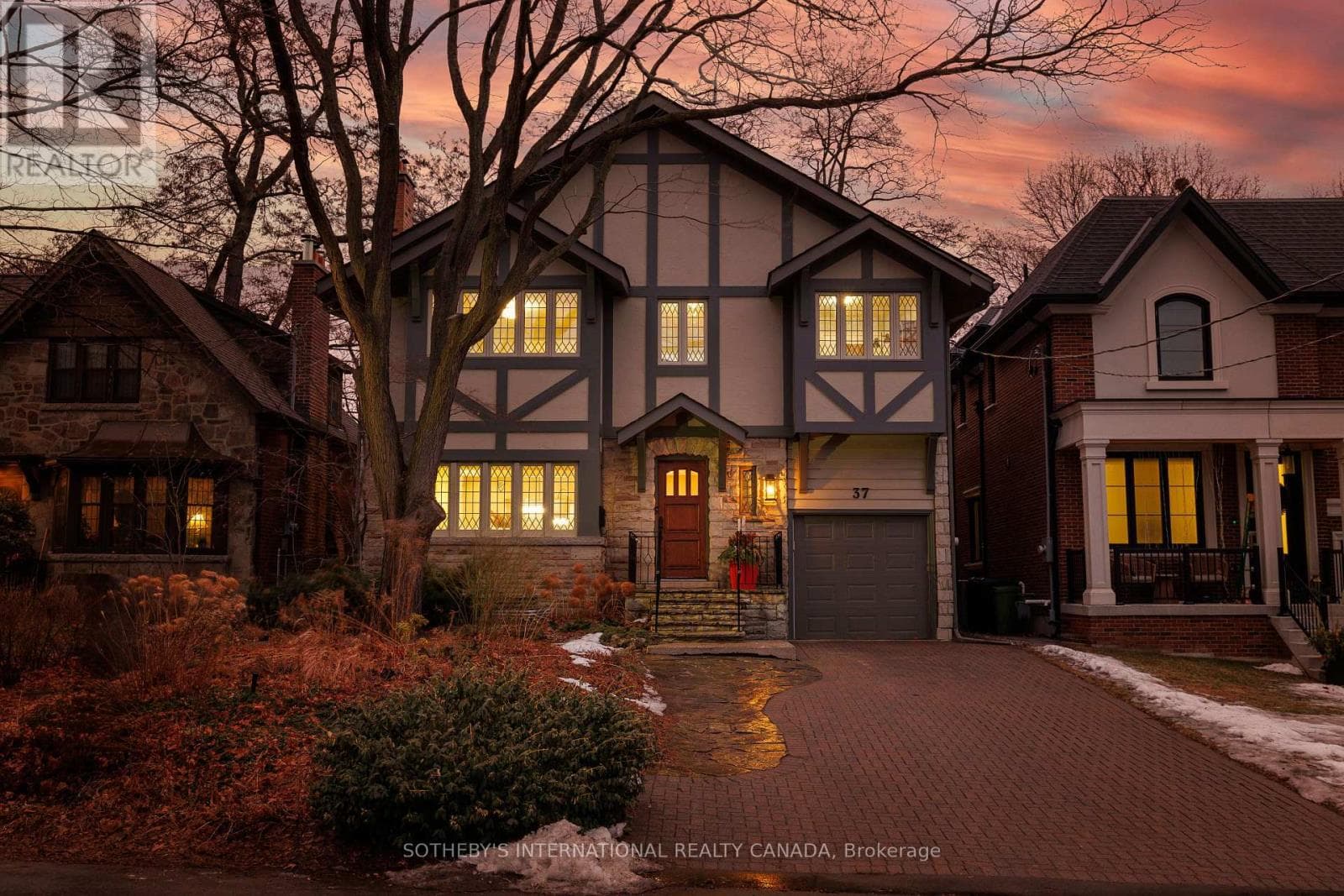 37 THOMPSON AVENUE — Toronto (Stonegate-Queensway), Ontario - Main photo