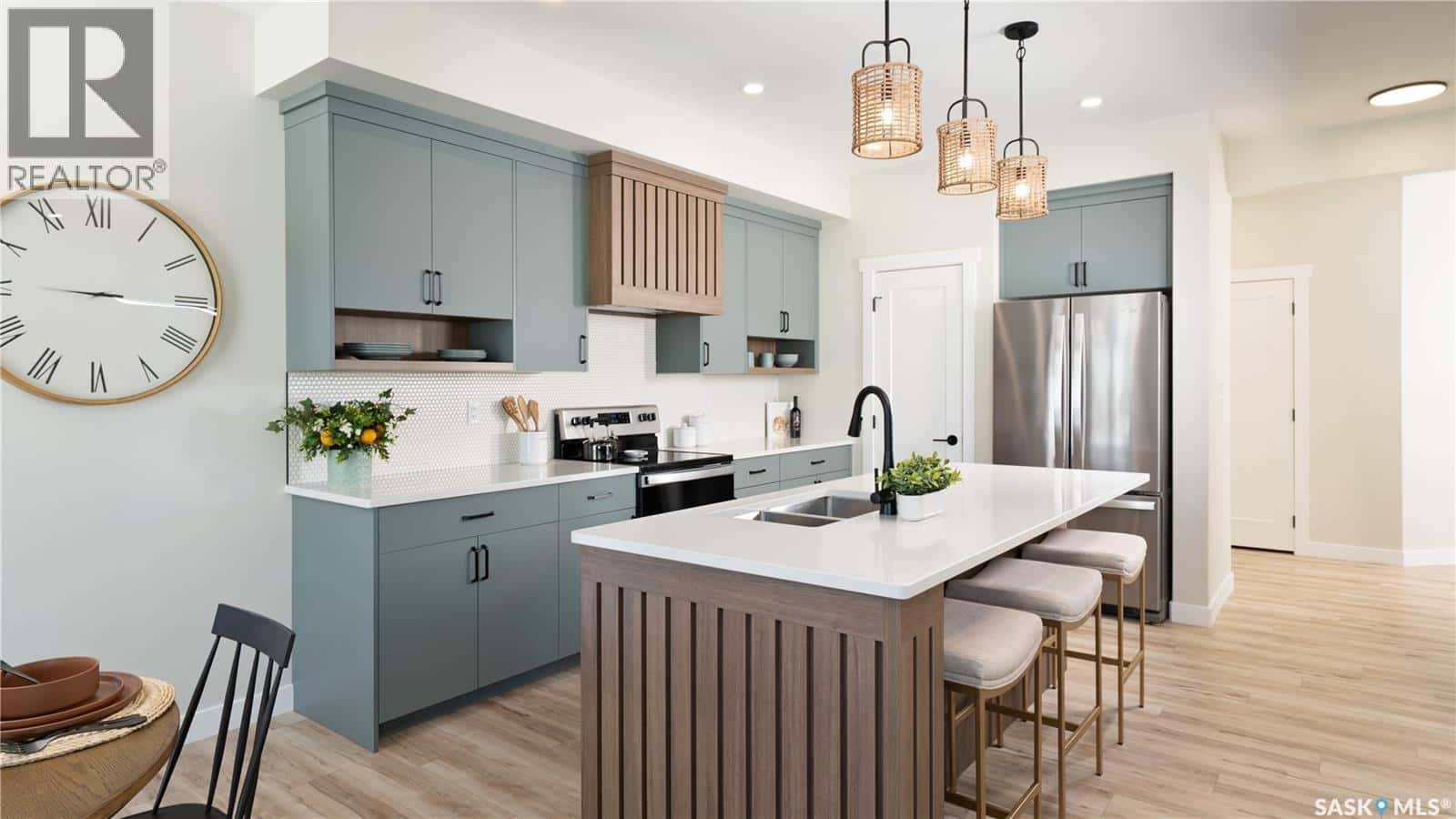 3012 Dumont WAY — Regina, Saskatchewan - Photo 5 of 24