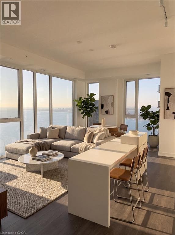 370 MARTHA Street Unit# 2405 — Burlington, Ontario - Main photo