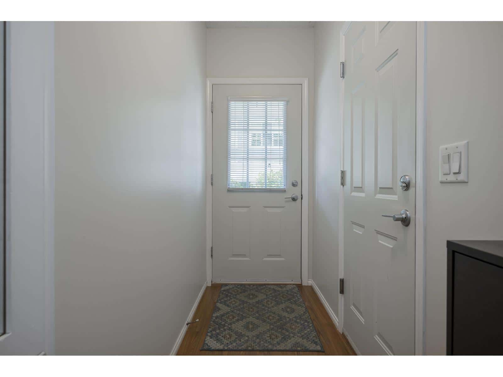 62 20560 66 AVENUE — Langley, British Columbia - Photo 5 of 37