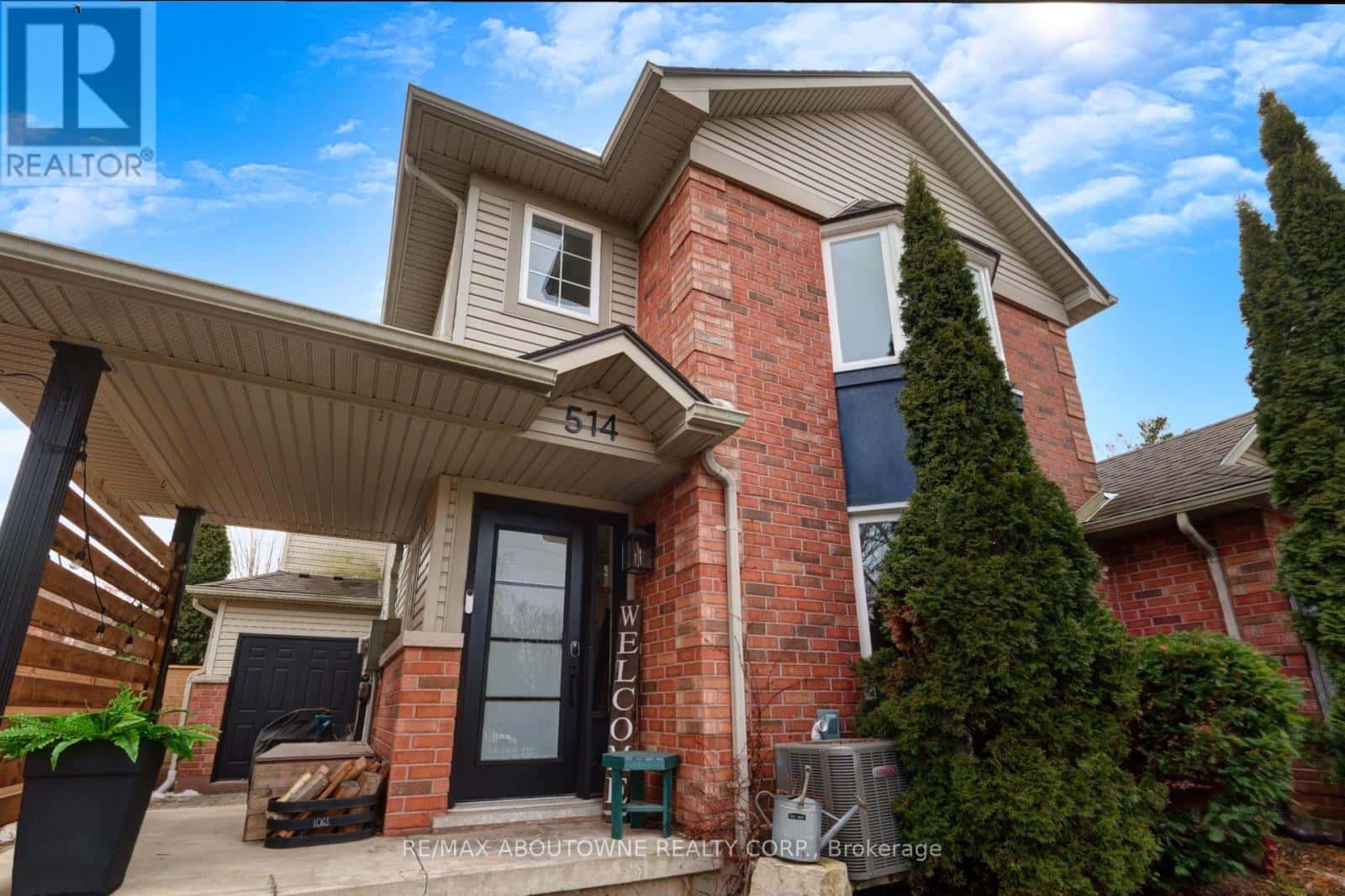 514 JERSEYVILLE ROAD W — Hamilton (Ancaster), Ontario - Photo 3 of 38