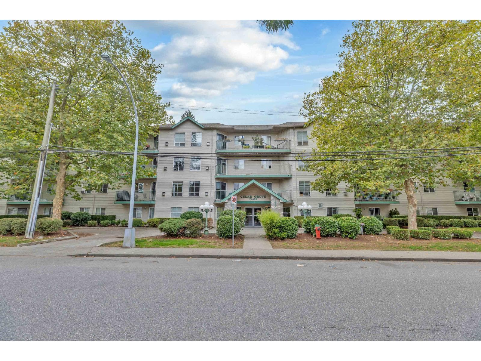 204 2435 CENTER STREET — Abbotsford, British Columbia - Main photo