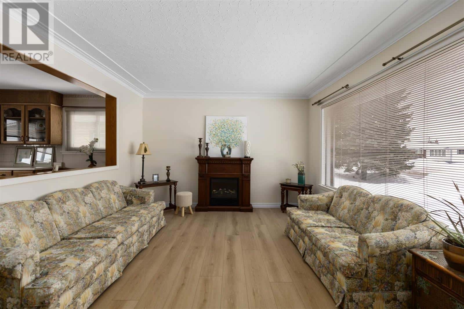 134 Ruth ST — Sault Ste. Marie, Ontario - Photo 4 of 35