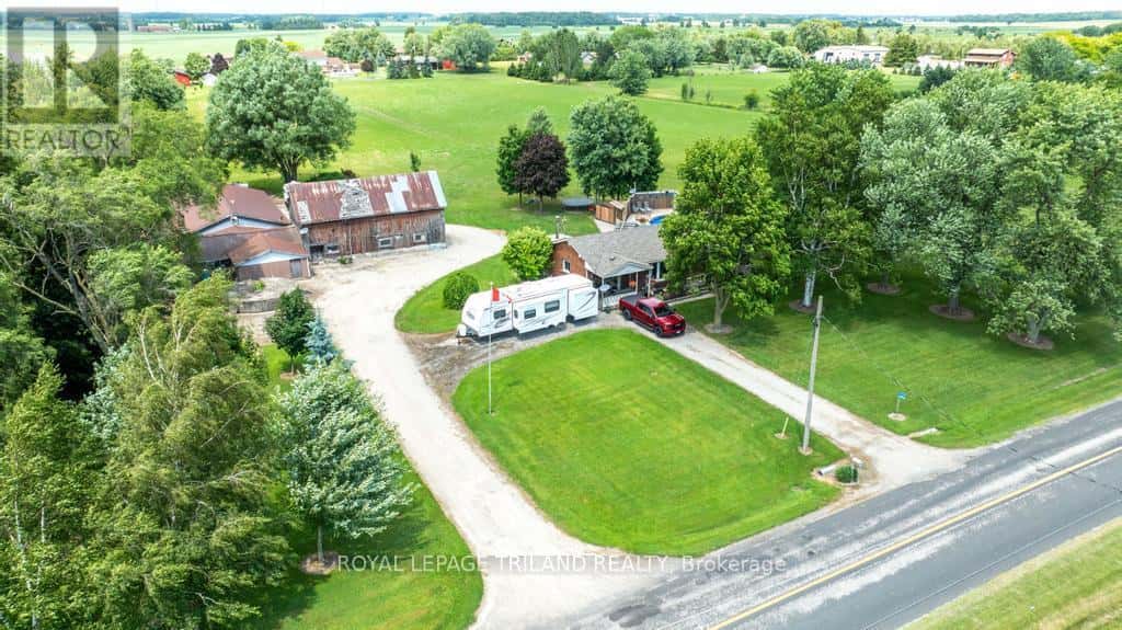 47808 COLLEGE LINE — Malahide, Ontario - Photo 4 of 5