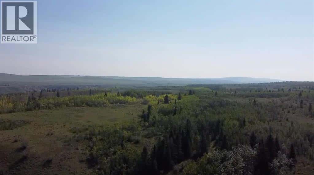 W-5.R-5,T-26,S-13,Q-SW AND W-5,R-5,T-26, S-13, Q-S — Rural Rocky View County, Alberta - Photo 4 of 31