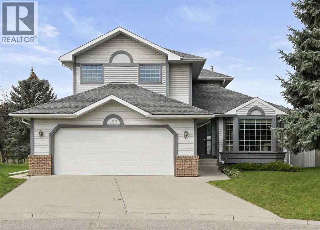 127 Douglasbank Court SE — Calgary, Alberta - Main photo