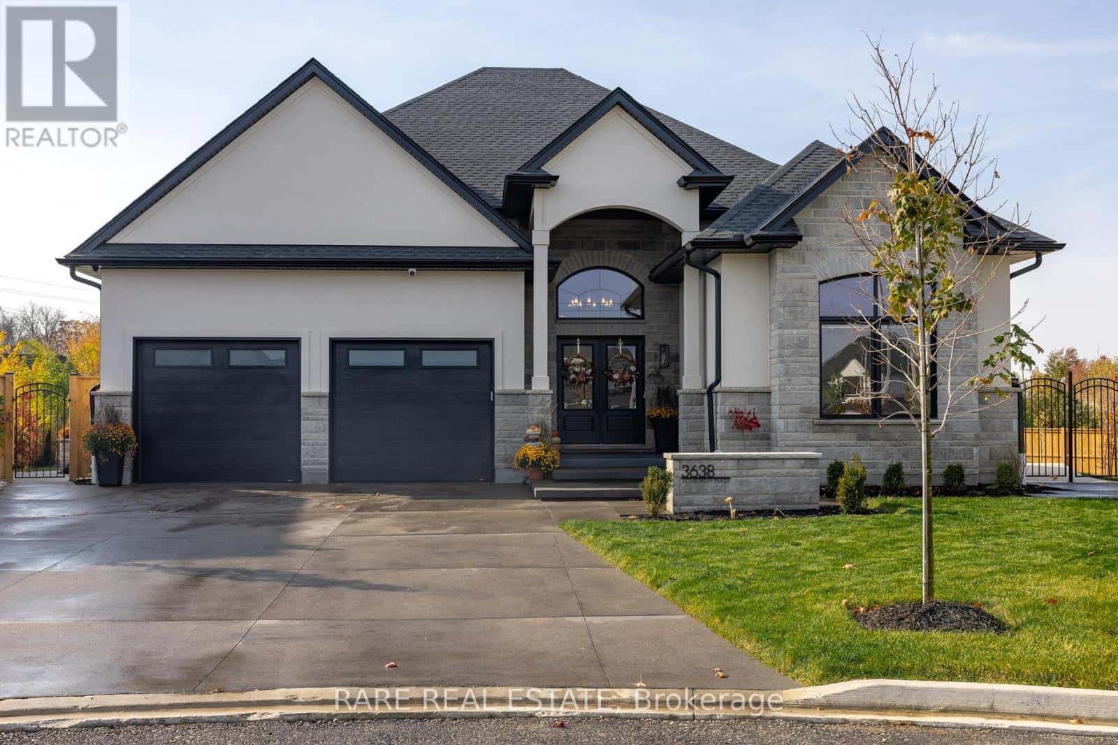 3638 VOSBURGH PLACE N — Lincoln (Lincoln-Jordan/Vineland), Ontario - Photo 2 of 47