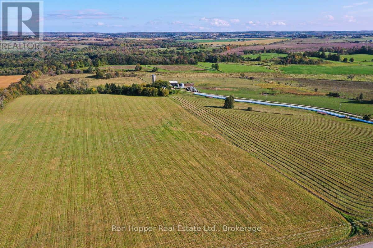 439567 SYDENHAM-LAKESHORE DRIVE — Meaford, Ontario - Photo 4 of 24