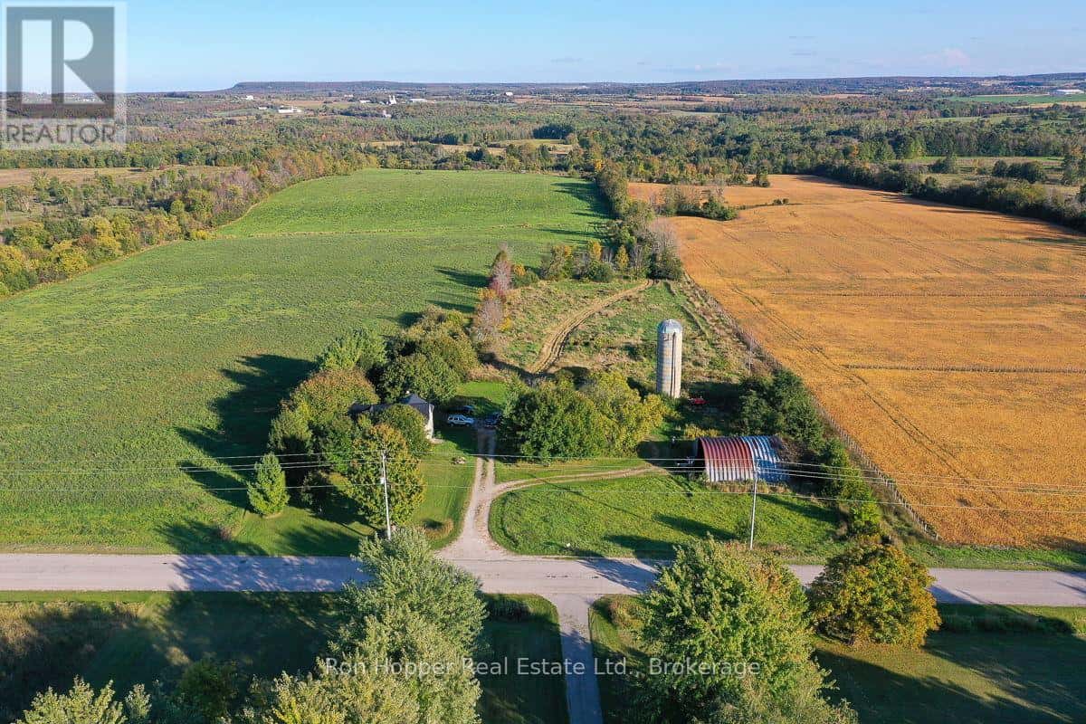 439629 SYDENHAM-LAKESHORE DRIVE — Meaford, Ontario - Photo 3 of 18