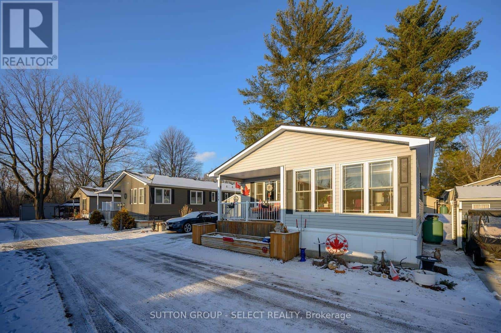 116 - 22790 AMIENS ROAD — Middlesex Centre (Komoka), Ontario - Photo 2 of 24