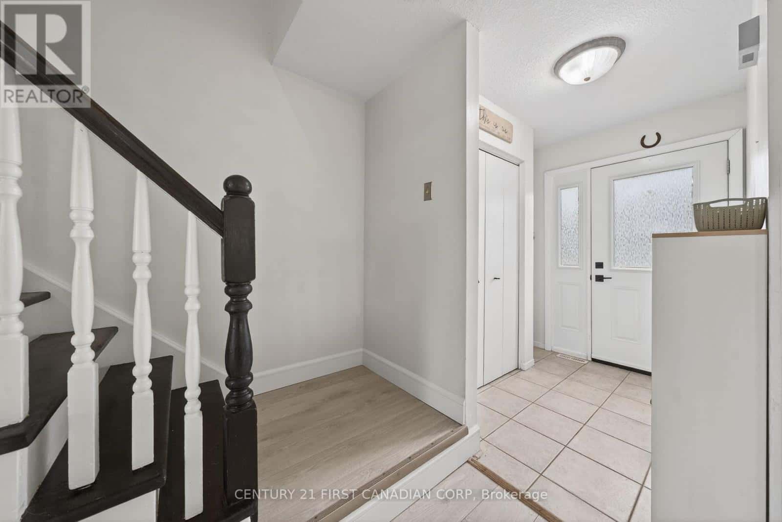 190 ENSIGN DRIVE — London South (South O), Ontario - Photo 4 of 40