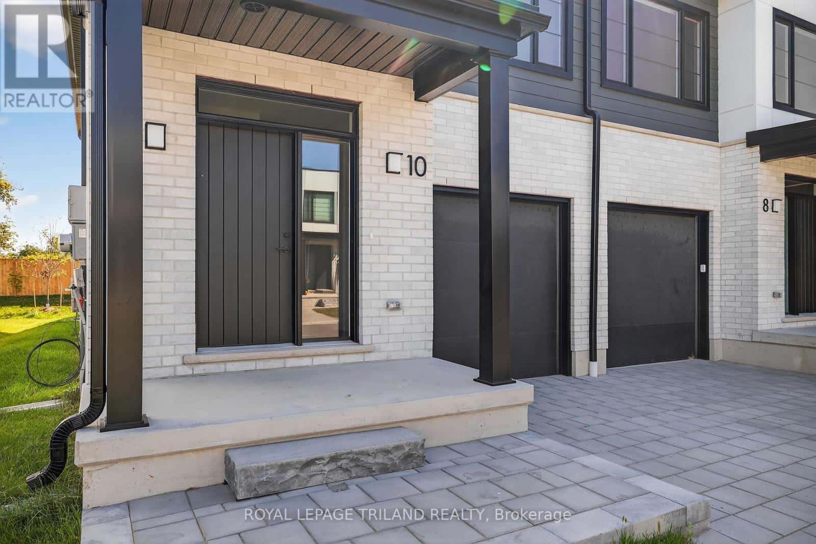 10 - 101 SWALES AVENUE — Strathroy-Caradoc (SW), Ontario - Photo 3 of 43