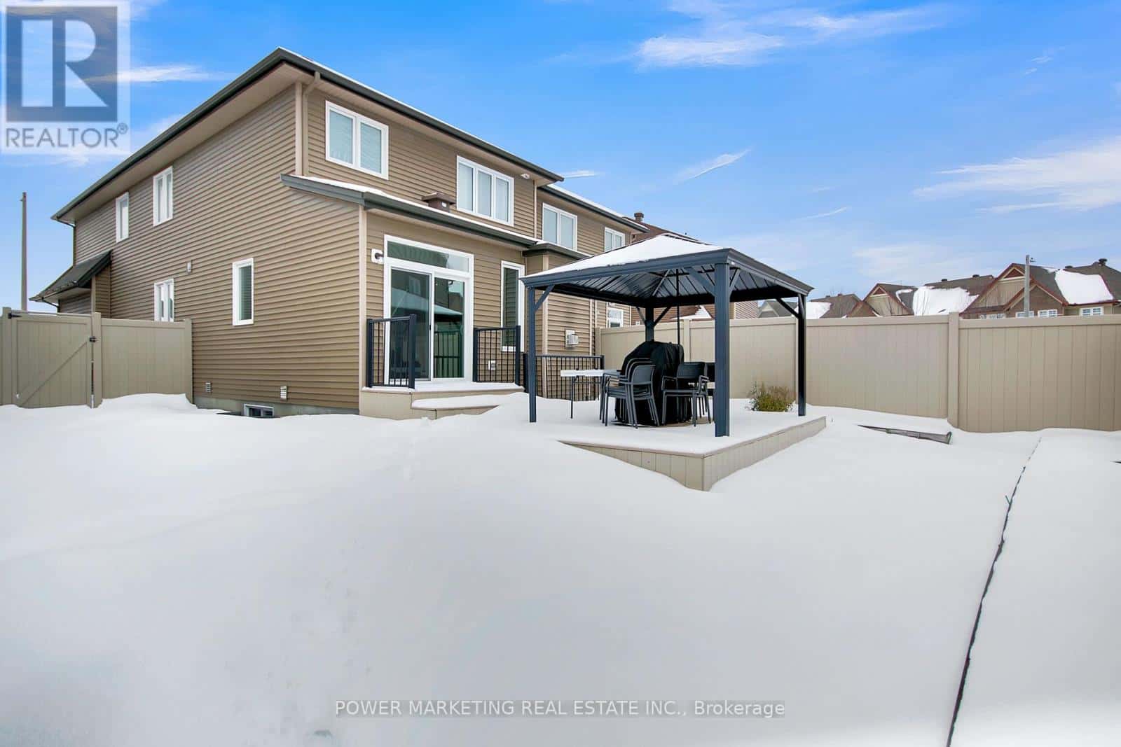 1076 COBBLE HILL DRIVE — Ottawa, Ontario - Photo 4 of 50