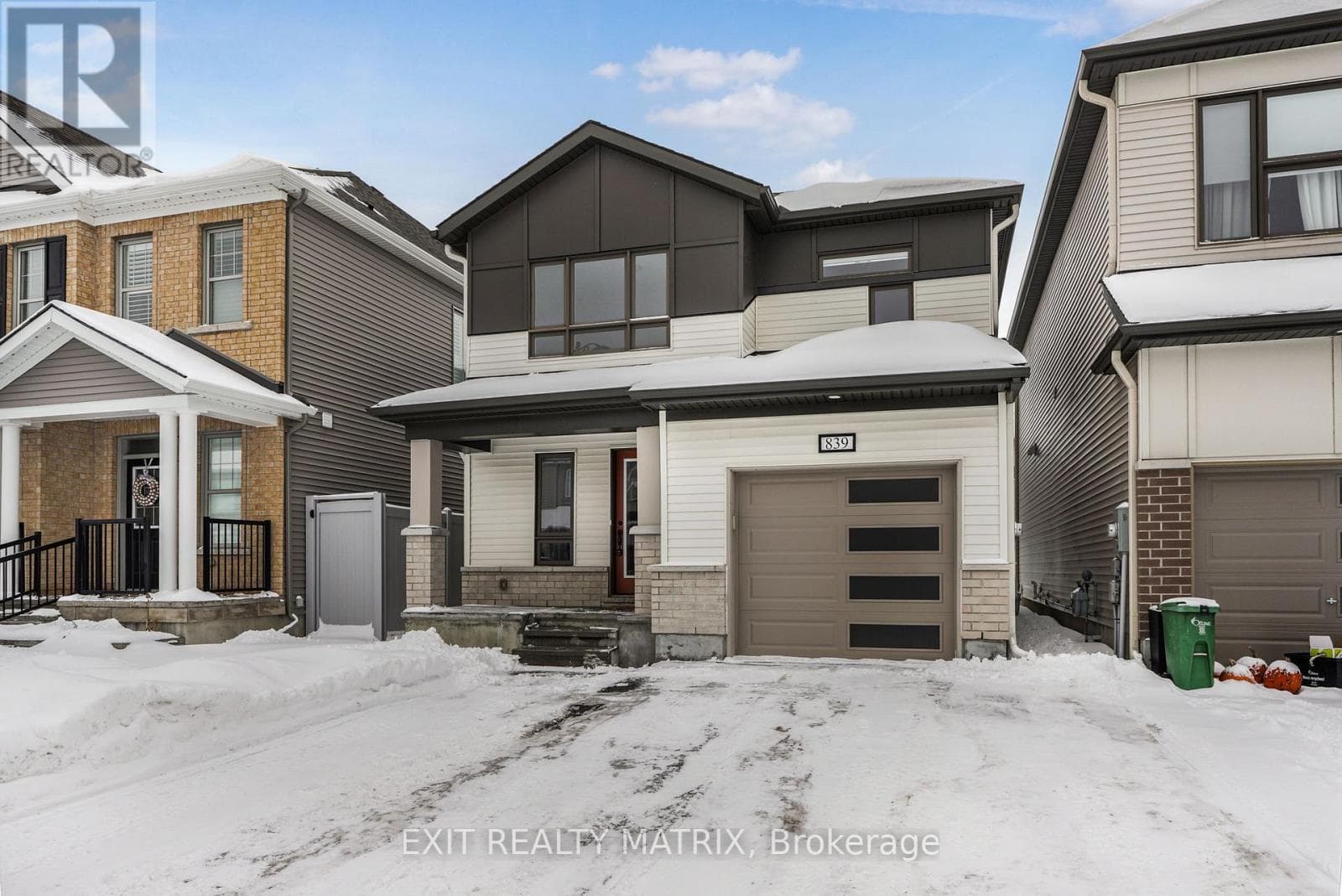 839 HENSLOWS CIRCLE — Ottawa, Ontario - Main photo