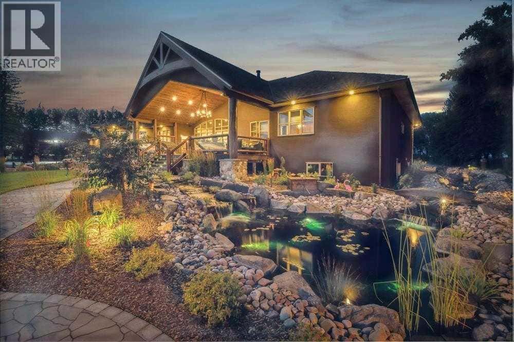 32244 Hwy 2A — Rural Mountain View County, Alberta - Photo 2 of 48