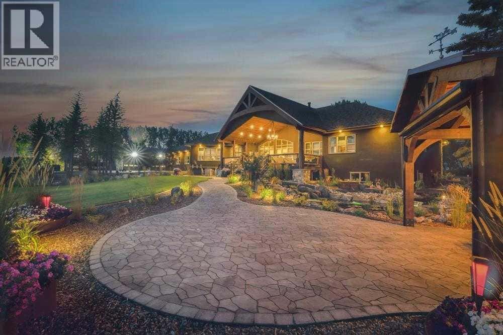 32244 Hwy 2A — Rural Mountain View County, Alberta - Photo 5 of 48