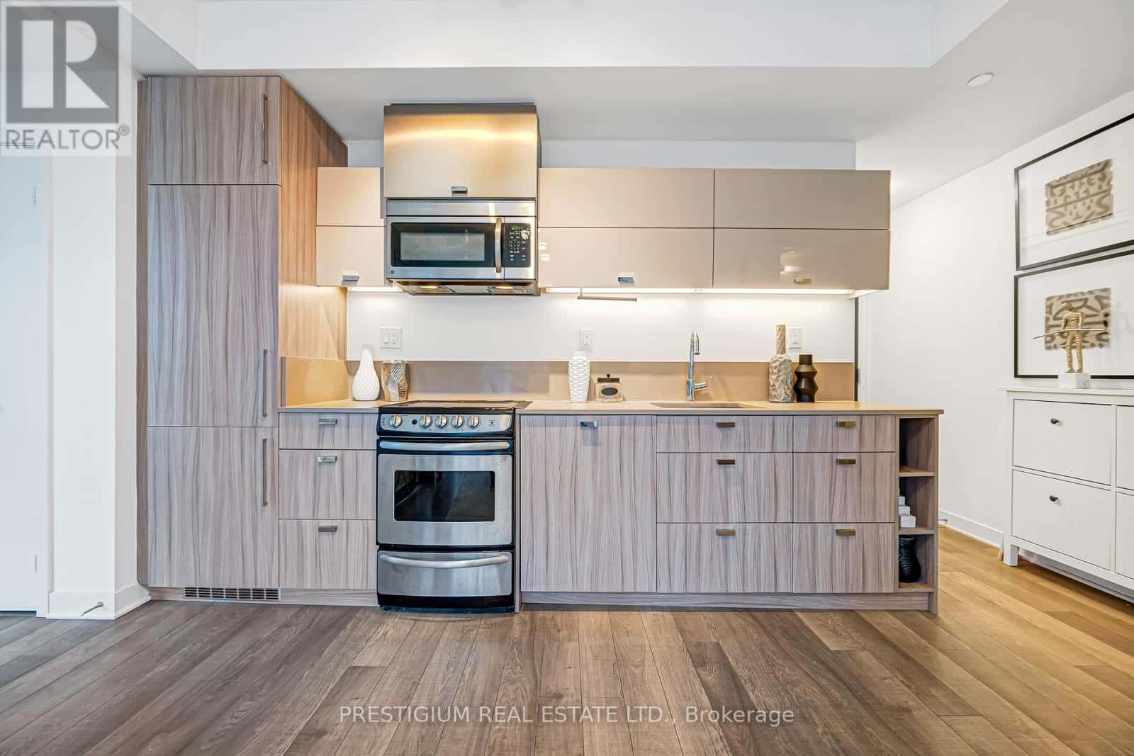 1910 - 290 ADELAIDE STREET W — Toronto (Waterfront Communities), Ontario - Photo 5 of 48