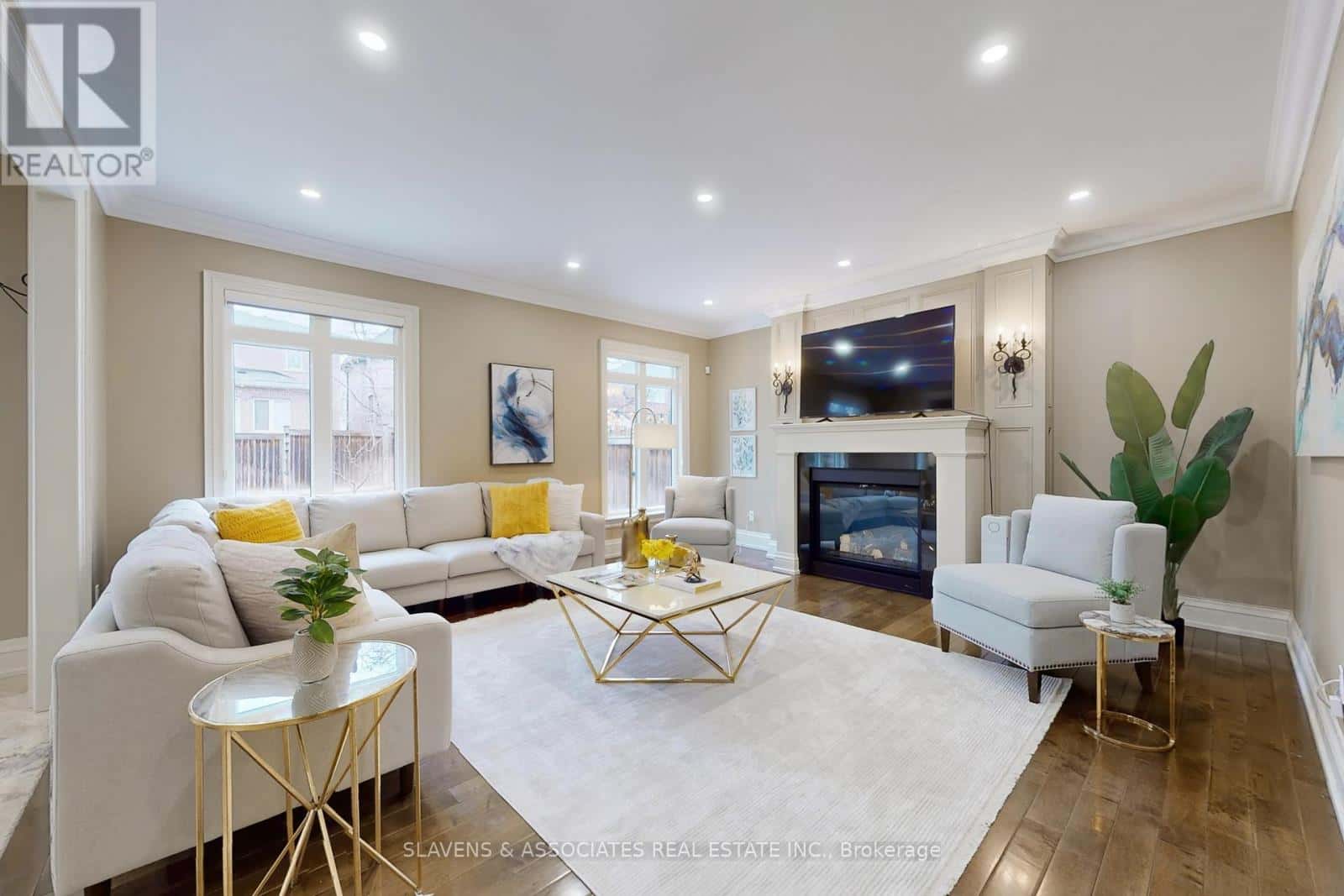 Property - Photo 4 of 41