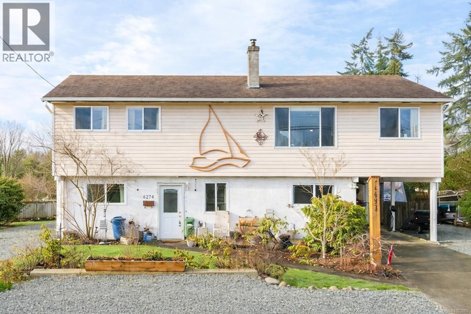 6274 Somenos Rd — Duncan, British Columbia - Main photo