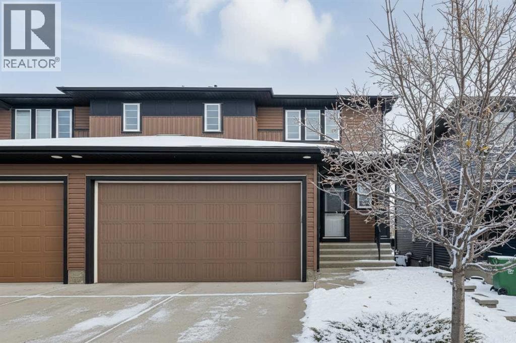 171 Evanswood Circle NW — Calgary, Alberta - Main photo