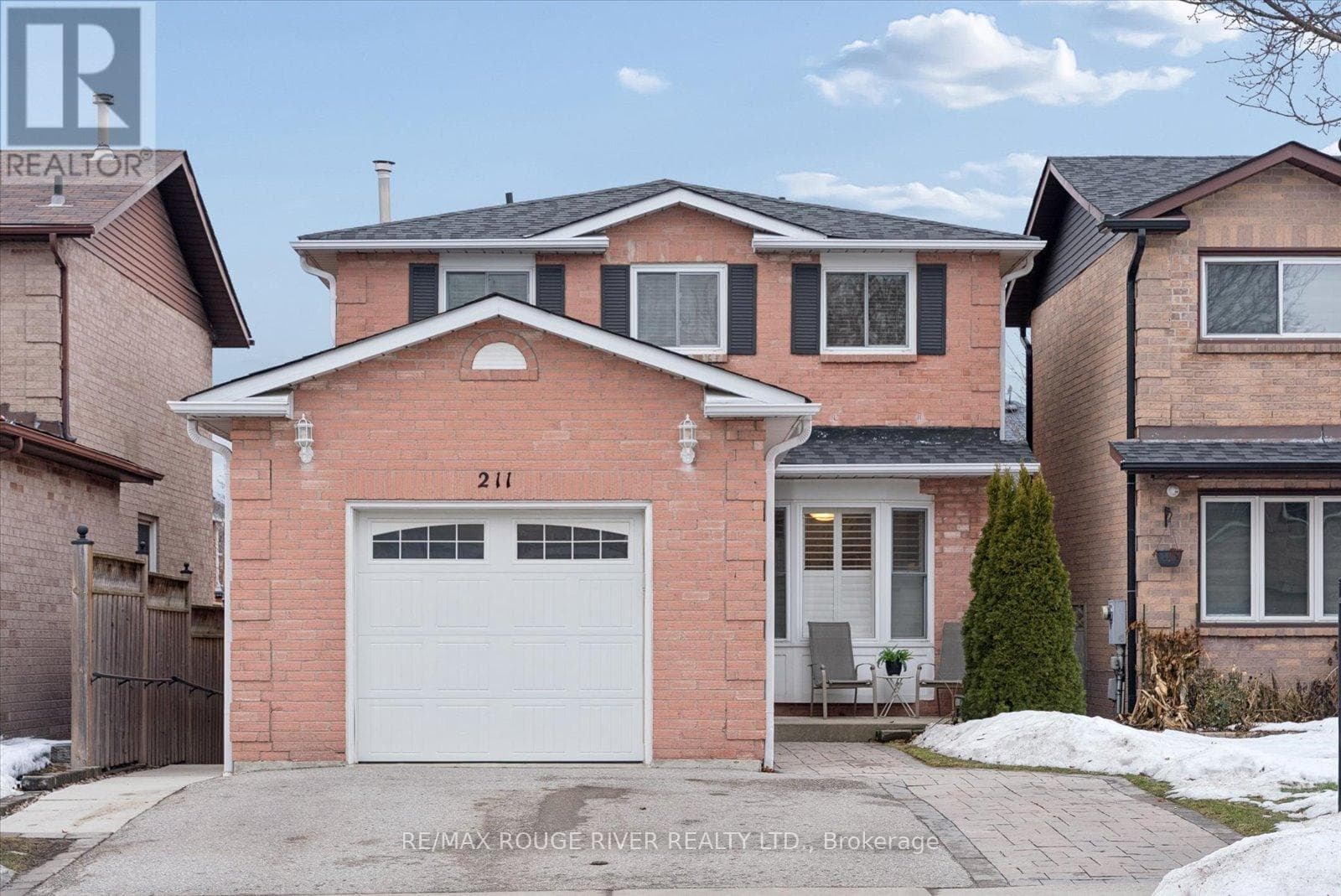 211 RAVENSCROFT ROAD — Ajax (Central West), Ontario - Main photo