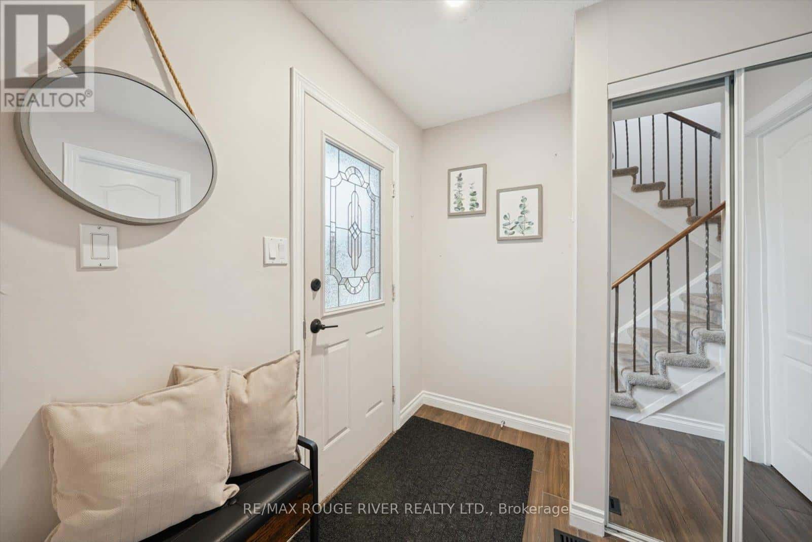 211 RAVENSCROFT ROAD — Ajax (Central West), Ontario - Photo 3 of 42