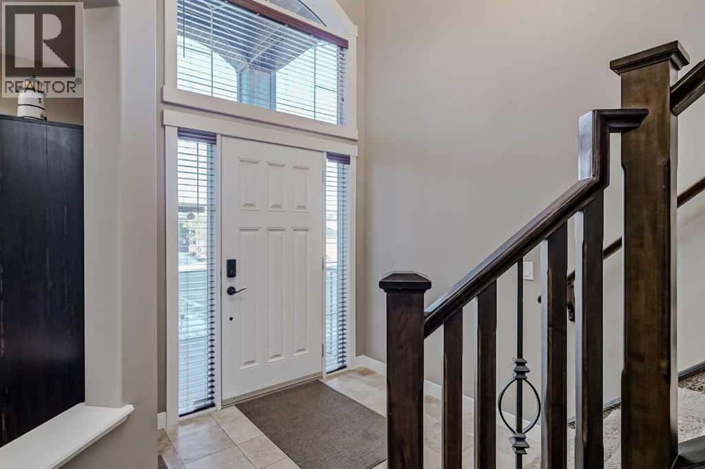 60 Sheep River Heights — Okotoks, Alberta - Photo 4 of 50