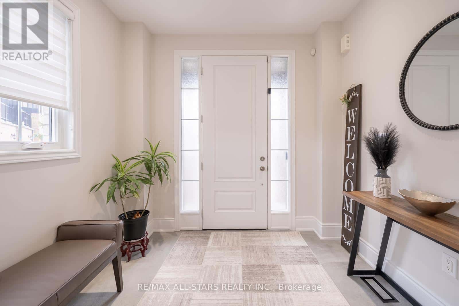 58 BOUNDARY BOULEVARD — Whitchurch-Stouffville (Stouffville), Ontario - Photo 2 of 50