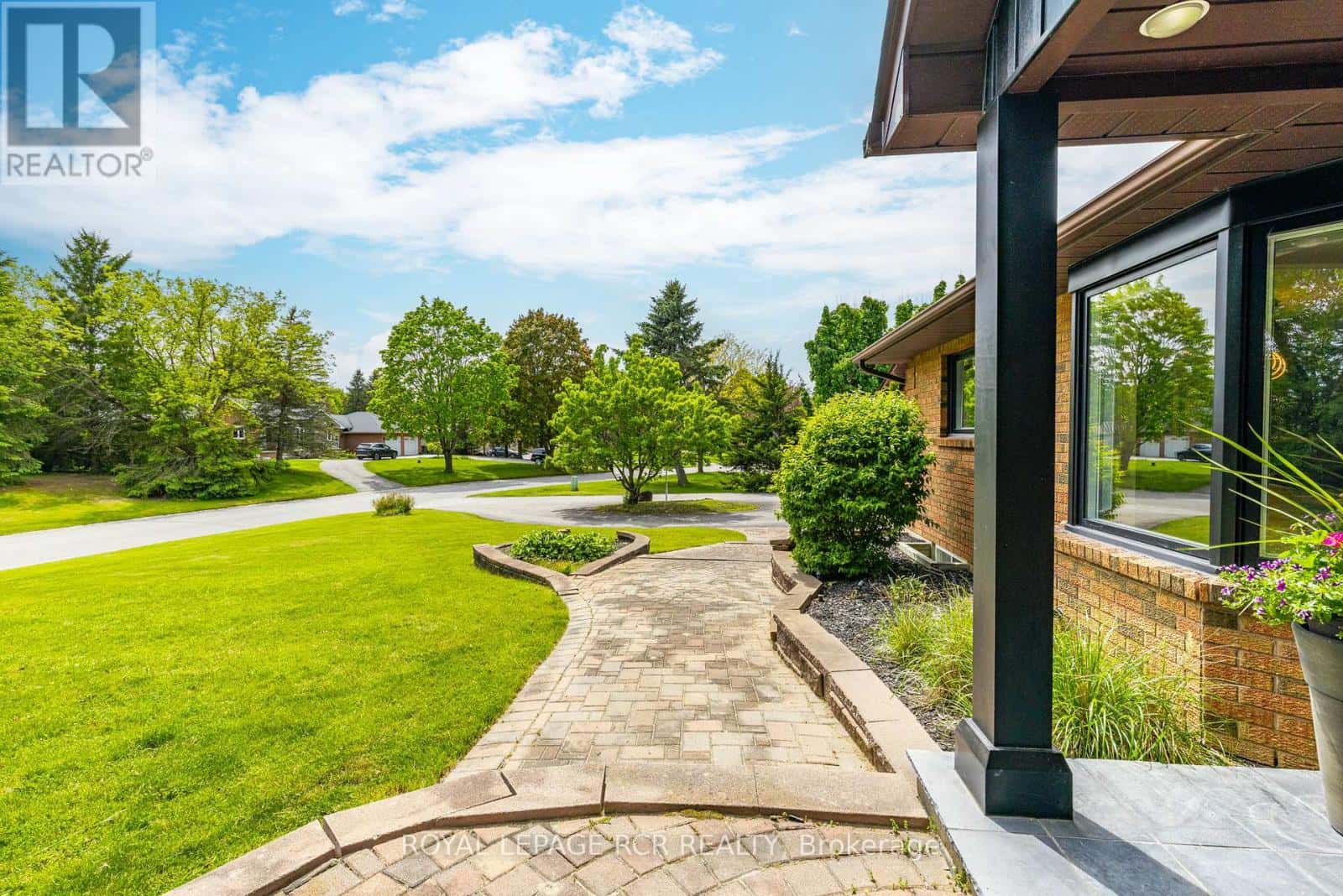 1 LORMIK DRIVE — Uxbridge, Ontario - Photo 4 of 48