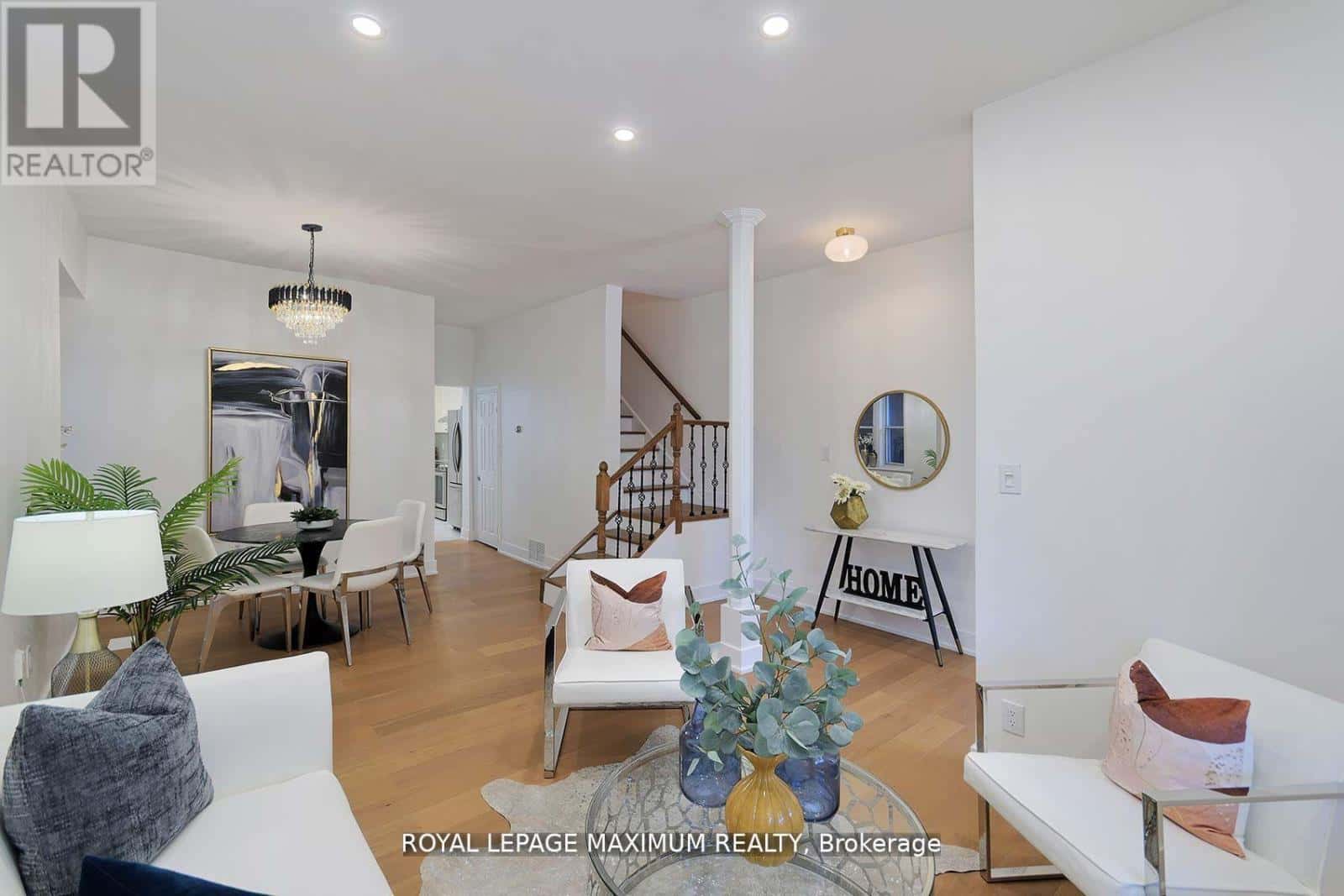 132 WALLACE AVENUE — Toronto (Dovercourt-Wallace Emerson-Junction), Ontario - Photo 5 of 36