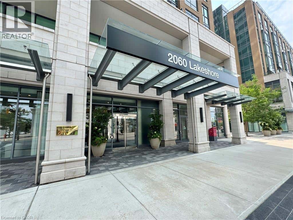 2060 LAKESHORE Road Unit# 405 — Burlington, Ontario - Photo 4 of 37