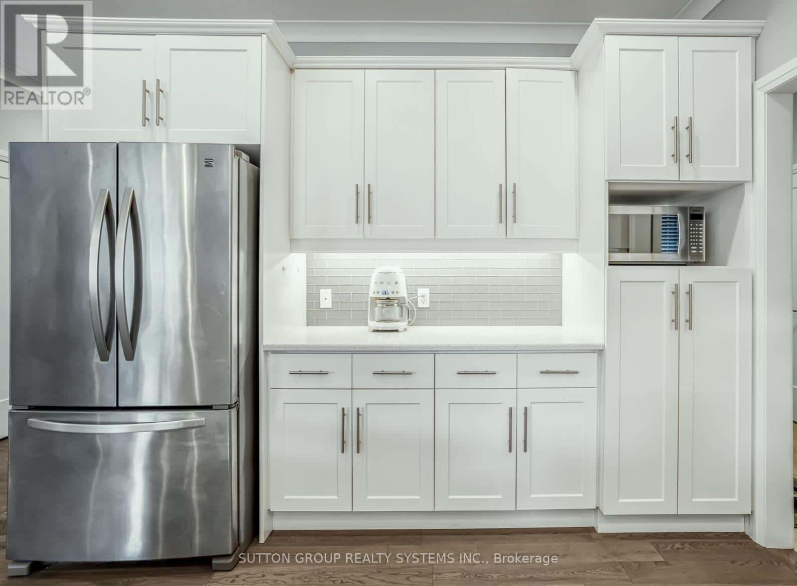 15 WOODBERRY CRESCENT — Woolwich, Ontario - Photo 5 of 27