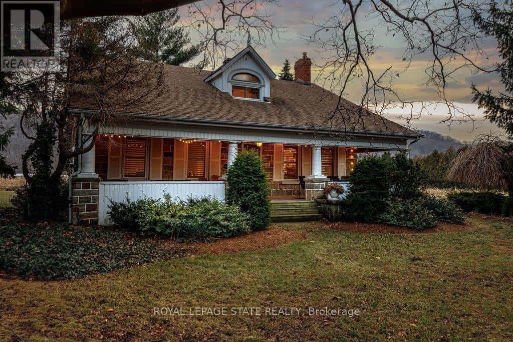 982 HIGHWAY 8 — Hamilton (Fruitland), Ontario - Photo 2 of 49