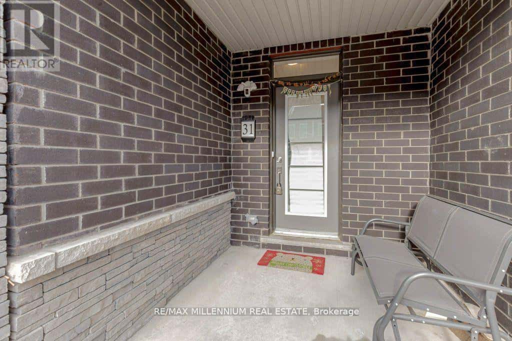 31 - 8273 TULIP TREE DRIVE — Niagara Falls (Brown), Ontario - Photo 2 of 41