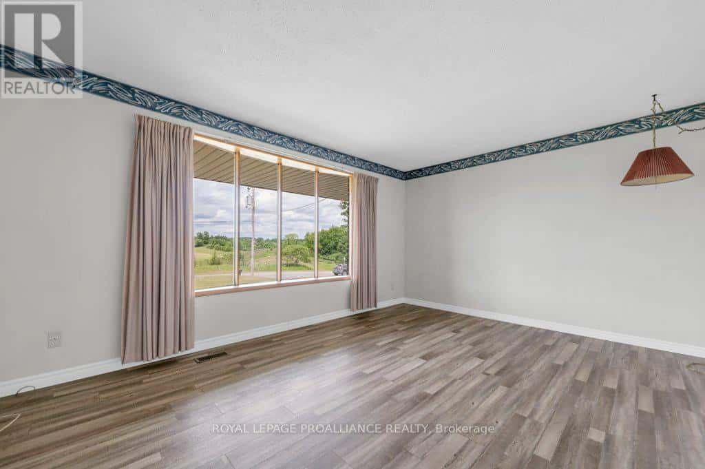 184 BETHEL ROAD — Belleville (Thurlow Ward), Ontario - Photo 5 of 33