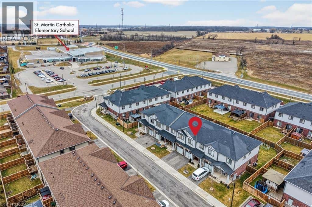 73 SEVERINO Circle — Smithville, Ontario - Photo 4 of 44