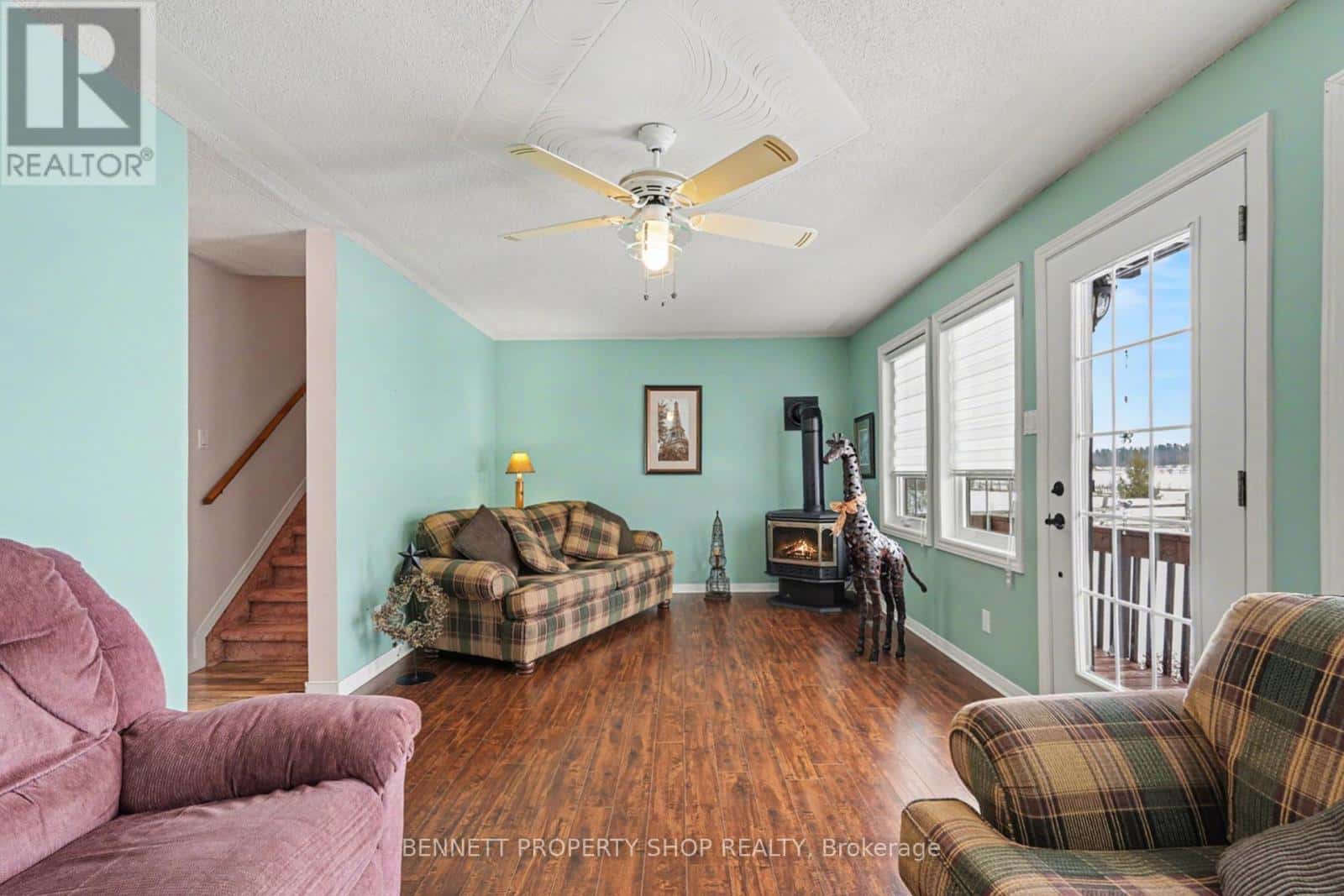 1312 SCHEEL DRIVE — McNab/Braeside, Ontario - Photo 5 of 33