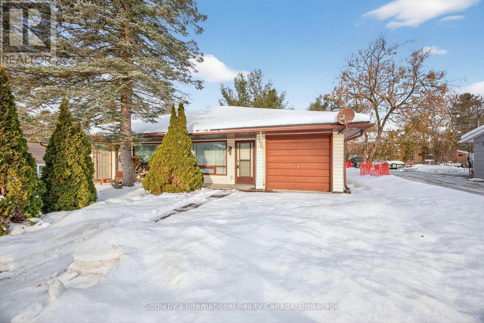125 TAYLOR ROAD — Bracebridge (Macaulay), Ontario - Main photo