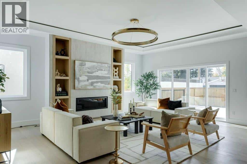 3444 Lane Crescent SW — Calgary, Alberta - Photo 3 of 49