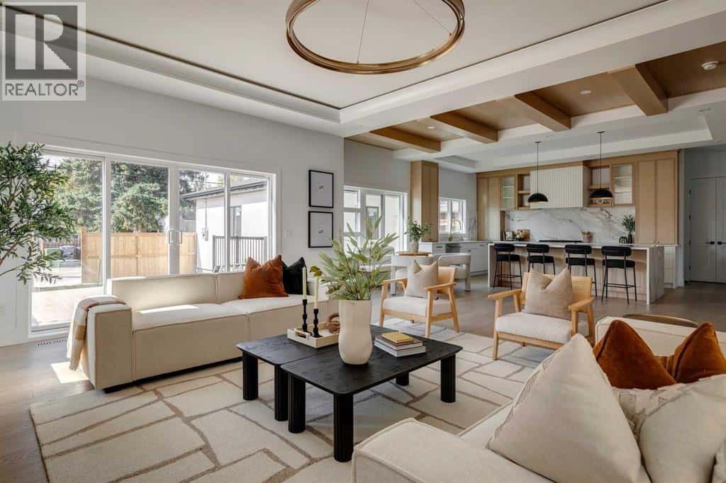 3444 Lane Crescent SW — Calgary, Alberta - Photo 5 of 49