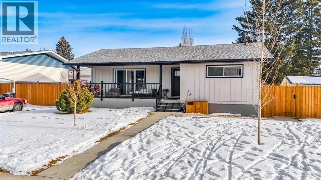 92 2A Street — High River, Alberta - Main photo