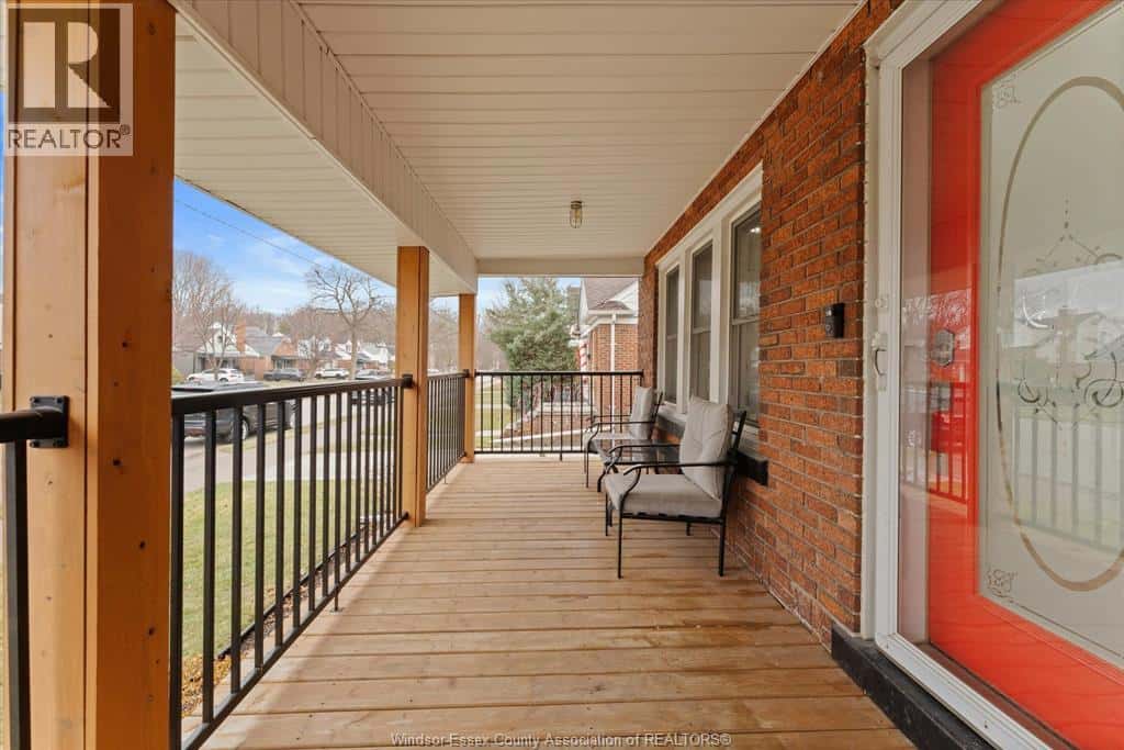 2337 Hall — Windsor, Ontario - Photo 5 of 38