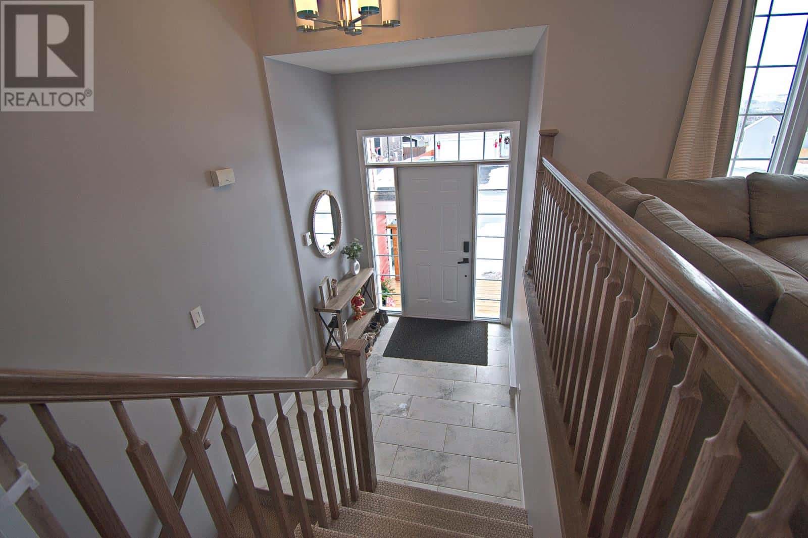 1 Selkirk Drive — Mount Pearl, Newfoundland & Labrador - Photo 3 of 28